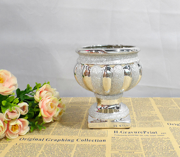 Bình sứ cắm hoa tròn cổ điển kim tuyến bạc